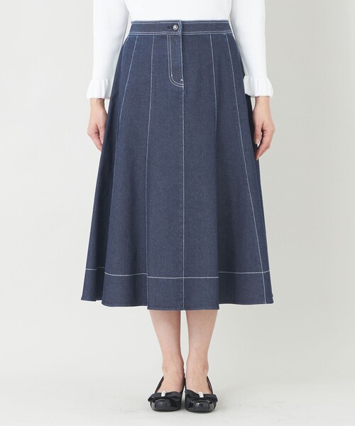 TO BE CHIC(トゥー ビー シック)の「エレガンスデニム パネルスカート(デニムスカート・レディース・ブルー系その他2/ネイビー・40)」の6枚目の写真