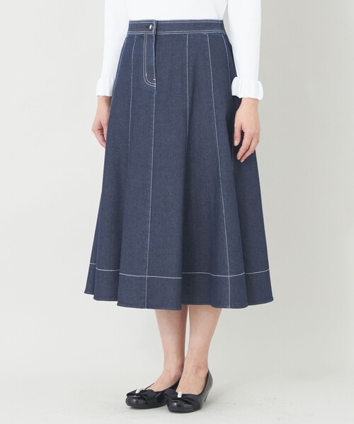 TO BE CHIC(トゥー ビー シック)の「エレガンスデニム パネルスカート(デニムスカート・レディース・ブルー系その他2/ネイビー・40)」の7枚目の写真