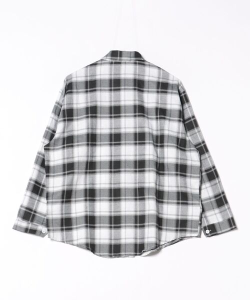 Ritzy(リッツィー)の「オーバーサイス チェックシャツ(シャツ/ブラウス・レディース・ブラック・L/M)」の6枚目の写真