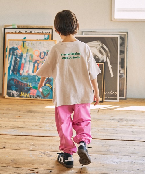 GENERATOR(ジェネレーター)の「GENERATOR/ジェネレーター Peace Begins Tシャツ(Tシャツ/カットソー・キッズ・ホワイト/ベージュ系その他/チャコールグレー・M/L/XL)」の16枚目の写真