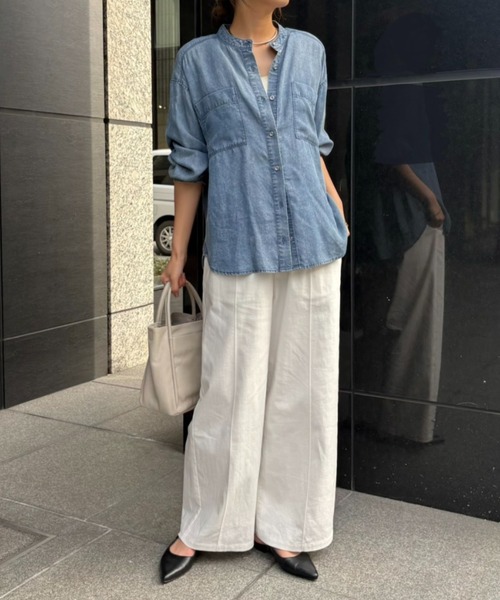Jena espace merveilleux（ジェナ　エスパスメルヴェイユ）の「ギャザーデニムシャツ　秋服（シャツ/ブラウス・レディース・グレー/サックスブルー/ブルー・FREE）」の5枚目の写真