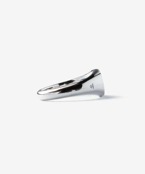 TOM WOOD（トムウッド）の「TOM WOOD Joe Ring Satin トムウッド ジョー サテン シルバー リング（リング・レディース・シルバー・48/54/50）」の7枚目の写真
