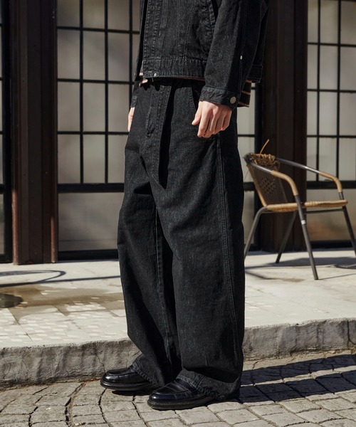 PUBLIC TOKYO（パブリックトウキョウ）の「SHIOTA BASIC ベルテッド /バレル/バレルデニム/ウォッシャブル/岡山デニム/日本製/セットアップ（デニムパンツ・メンズ・ブラック/ダークインディゴブルー・1/3/2）」の2枚目の写真