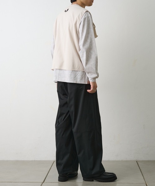 COLONY 2139（コロニートゥーワンスリーナイン）の「フィッシングベスト（ベスト・メンズ・ホワイト/ブラック・MEDIUM/LARGE）」の20枚目の写真