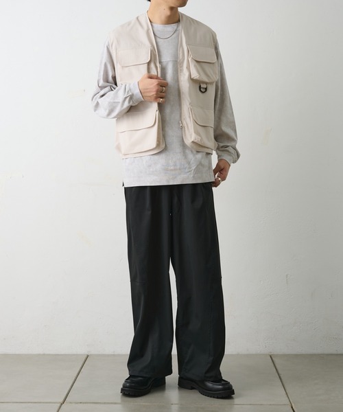 COLONY 2139（コロニートゥーワンスリーナイン）の「フィッシングベスト（ベスト・メンズ・ホワイト/ブラック・MEDIUM/LARGE）」の19枚目の写真