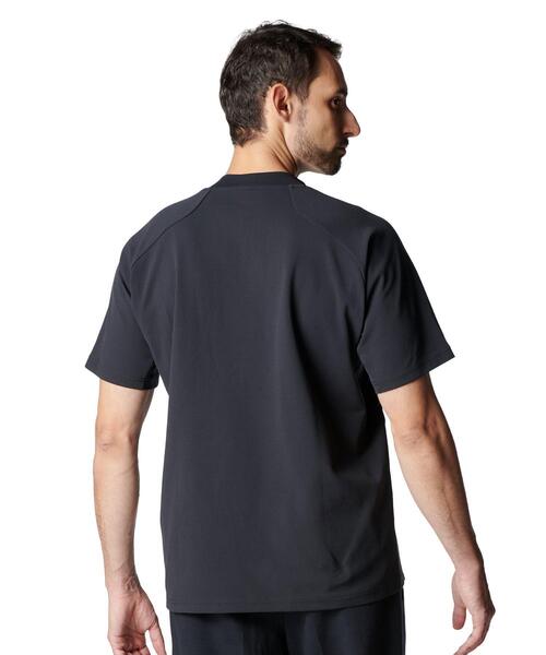 UNDER ARMOUR(アンダーアーマー)の「UAプレステージ ショートスリーブ Tシャツ(トレーニング/メンズ)(Tシャツ/カットソー・メンズ・ブラック・M/L/XL/2XL/S)」の2枚目の写真