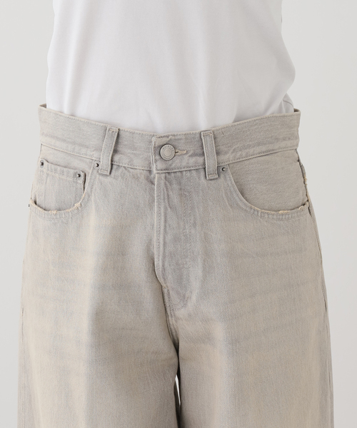journal standard L'essage(ジャーナルスタンダードレサージュ)の「【HAIKURE/ハイクル】BETHANY SHORT LENGTH PEARL GREY(デニムパンツ・レディース・ライトグレー・25/24/23)」の11枚目の写真