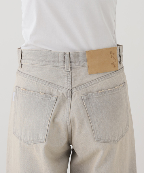 journal standard L'essage(ジャーナルスタンダードレサージュ)の「【HAIKURE/ハイクル】BETHANY SHORT LENGTH PEARL GREY(デニムパンツ・レディース・ライトグレー・25/24/23)」の12枚目の写真