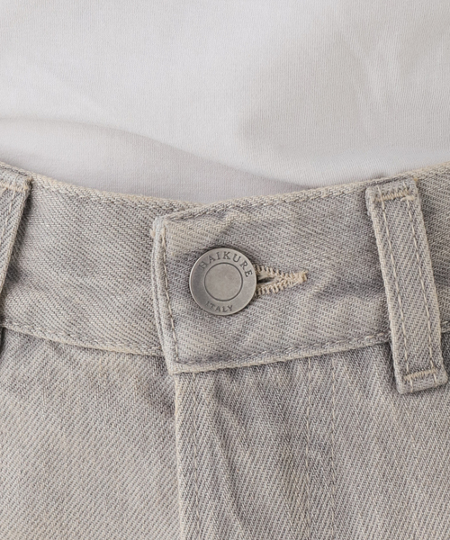 journal standard L'essage(ジャーナルスタンダードレサージュ)の「【HAIKURE/ハイクル】BETHANY SHORT LENGTH PEARL GREY(デニムパンツ・レディース・ライトグレー・25/24/23)」の13枚目の写真
