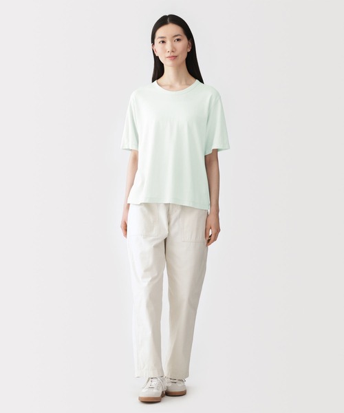 無印良品(ムジルシリョウヒン)の「婦人 強撚天竺編みクルーネック半袖Tシャツ(Tシャツ/カットソー・レディース・ブルー系/ホワイト/ライトブルー/ライトピンク/ブラック・S/M/L/XL)」の12枚目の写真