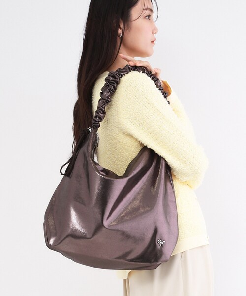 OPAQUE.CLIP（オペークドットクリップ）の「ドロストフリルハンドルA4ショルダー（ショルダーバッグ・レディース・ライトグレー/ブロンズ/ブラック/ベージュ・00）」の5枚目の写真