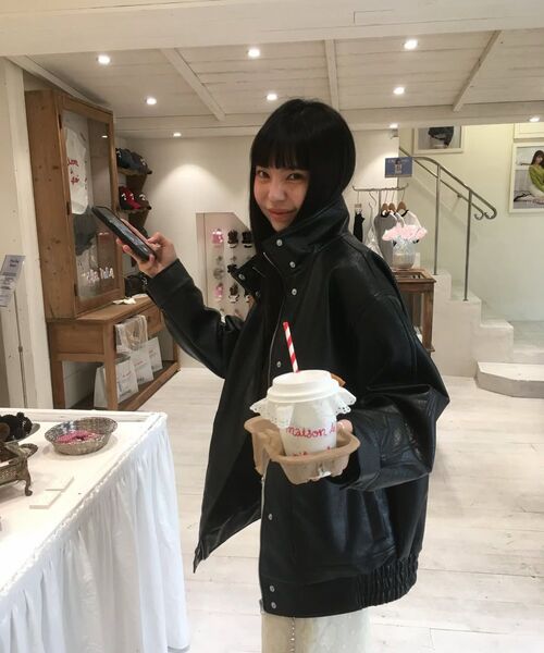 ROLAROLA(ロラロラ)の「LAYERED KNIT CARDIGAN GY+SK(カーディガン/ボレロ・レディース・グレー×サックスブルー・FREE)」の3枚目の写真