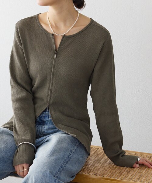 RIVE DROITE（リヴドロワ）の「【抜け感】ZIPリブニットカーディガン（カーディガン/ボレロ・レディース・カーキ/オレンジ・FREE）」の2枚目の写真