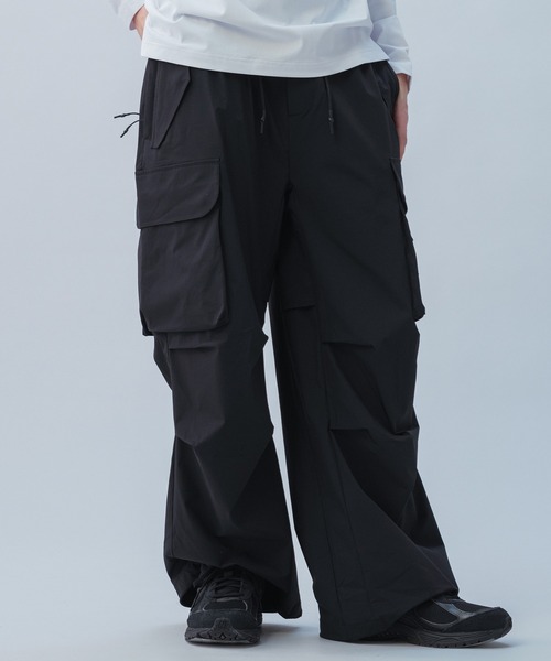 +phenix（プラスフェニックス）の「+phenix(プラスフェニックス) TECH WIDE CARGO PANTS / テック ワイド カーゴパンツ（カーゴパンツ・メンズ・ブラック/ネイビー・XL/L/M）」の5枚目の写真