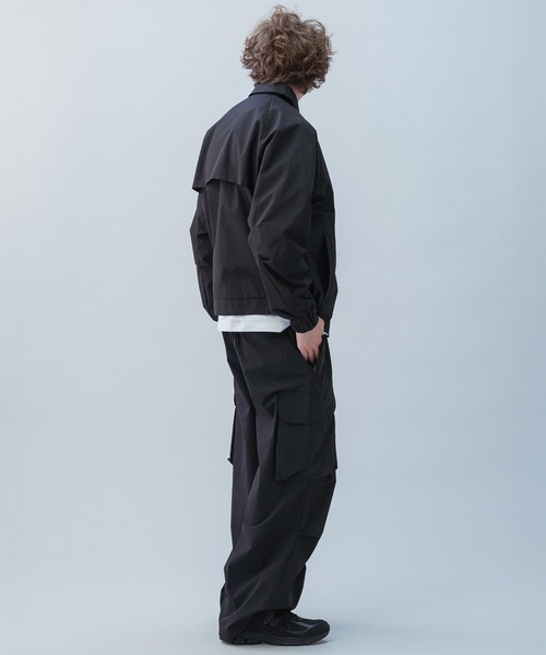 +phenix（プラスフェニックス）の「+phenix(プラスフェニックス) TECH WIDE CARGO PANTS / テック ワイド カーゴパンツ（カーゴパンツ・メンズ・ブラック/ネイビー・XL/L/M）」の10枚目の写真