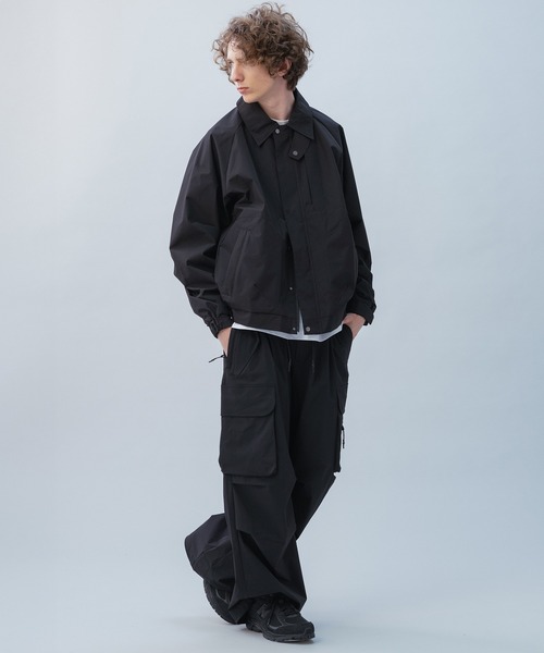 +phenix（プラスフェニックス）の「+phenix(プラスフェニックス) TECH WIDE CARGO PANTS / テック ワイド カーゴパンツ（カーゴパンツ・メンズ・ブラック/ネイビー・XL/L/M）」の11枚目の写真