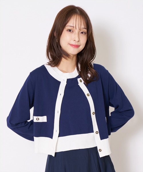AND COUTURE(アンドクチュール)の「バイカラーニットアンサンブル(カーディガン/ボレロ・レディース・オフホワイト/ネイビー/ピンク/グリーン・FREE)」の4枚目の写真