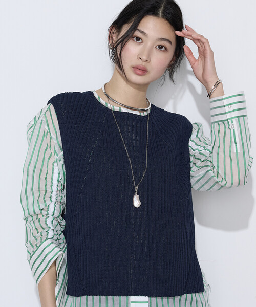 K.T KIYOKO TAKASE(キヨコタカセ)の「和紙混ドライタッチ ニットジレ(ベスト・レディース・ネイビー/ベージュ・FREE)」の5枚目の写真