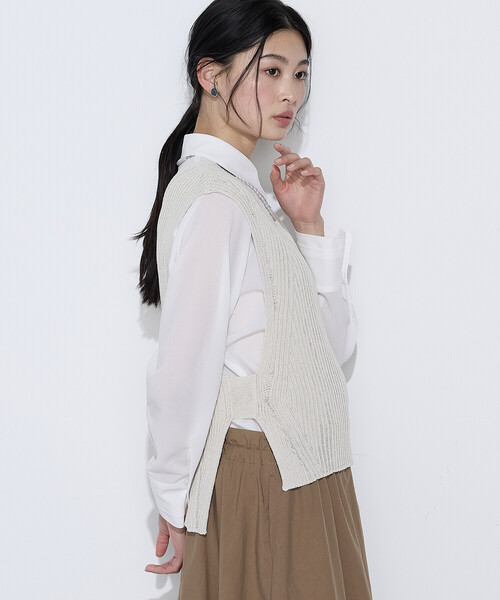 K.T KIYOKO TAKASE(キヨコタカセ)の「和紙混ドライタッチ ニットジレ(ベスト・レディース・ネイビー/ベージュ・FREE)」の12枚目の写真