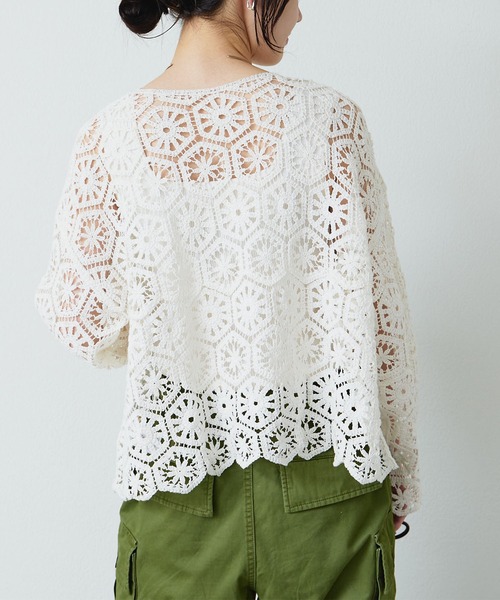 PUAL CE CIN（ピュアルセシン）の「かぎ針編み風2WAYカーディガン（カーディガン/ボレロ・レディース・チャコールグレー/オフホワイト・FREE）」の4枚目の写真