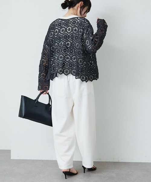 PUAL CE CIN（ピュアルセシン）の「かぎ針編み風2WAYカーディガン（カーディガン/ボレロ・レディース・チャコールグレー/オフホワイト・FREE）」の20枚目の写真