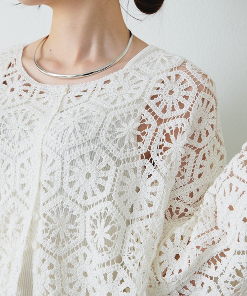 PUAL CE CIN（ピュアルセシン）の「かぎ針編み風2WAYカーディガン（カーディガン/ボレロ・レディース・チャコールグレー/オフホワイト・FREE）」の8枚目の写真