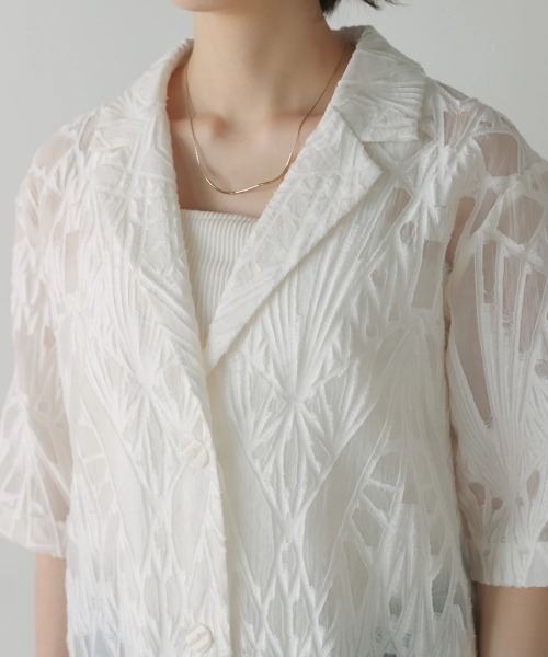 Bou Jeloud(ブージュルード)の「シアーレース五分袖ジャケット(テーラードジャケット・レディース・オフホワイト/ブラック・MEDIUM)」の12枚目の写真