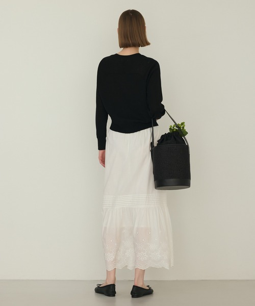 LA MARINE FRANCAISE(マリン フランセーズ)の「エンブロイダリーレースロングスカート(スカート・レディース・ホワイト/ブラック・FREE)」の9枚目の写真