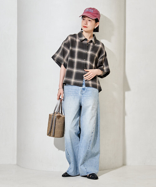 FREAK'S STORE(フリークスストア)の「カラミコットン チェック 半袖シャツ/オンブレチェックシャツ<セットアップ対応>(シャツ/ブラウス・レディース・サックスブルー/チャコール/ライトグレー・フリ-)」の4枚目の写真