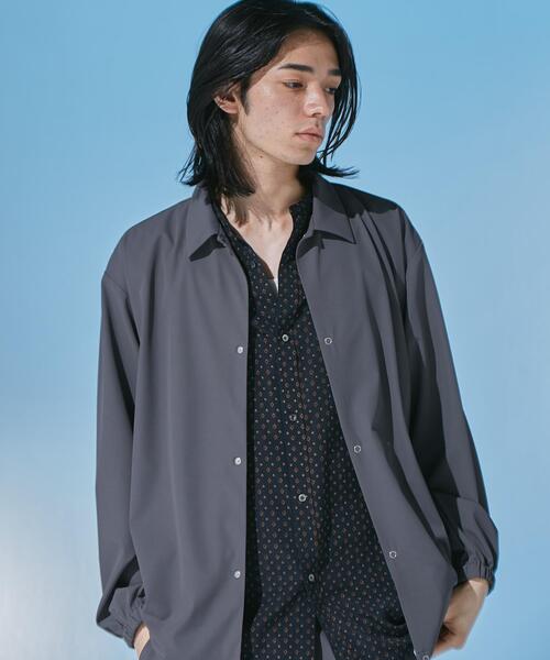 URBAN RESEARCH DOORS（アーバンリサーチドアーズ）の「『UR TECH』サマシェア ロングスリーブシャツカーディガン（カーディガン/ボレロ・メンズ・グリーン系その他/ブラック/グレー/チャコールグレー・MEDIUM/X-LARGE/LARGE）」の15枚目の写真