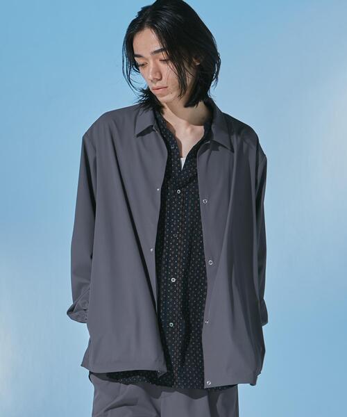 URBAN RESEARCH DOORS（アーバンリサーチドアーズ）の「『UR TECH』サマシェア ロングスリーブシャツカーディガン（カーディガン/ボレロ・メンズ・グリーン系その他/ブラック/グレー/チャコールグレー・MEDIUM/X-LARGE/LARGE）」の17枚目の写真