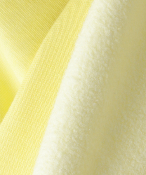 POP TRADING COMPANY（ポップトレーディングカンパニー）の「POP TRADING COMPANY / ポップトレーディングカンパニー logo crewneck sweat（スウェット・メンズ・イエロー・MEDIUM/LARGE）」の3枚目の写真