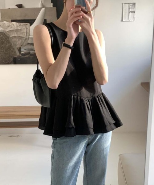 FREE STYLISTS(フリー スタイリスト)の「YUGA_YGMC Frilled tiered blouse(Tシャツ/カットソー・レディース・ブラック/オフホワイト/グレー・FREE)」の9枚目の写真