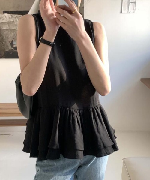 FREE STYLISTS(フリー スタイリスト)の「YUGA_YGMC Frilled tiered blouse(Tシャツ/カットソー・レディース・ブラック/オフホワイト/グレー・FREE)」の5枚目の写真