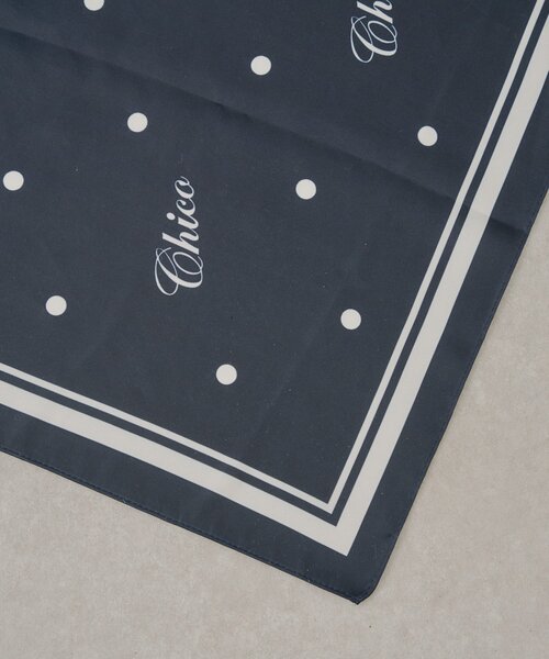 Chico(チコ)の「ドット柄スカーフ(バンダナ/スカーフ・レディース・アイボリー/ブラック・FREE)」の9枚目の写真