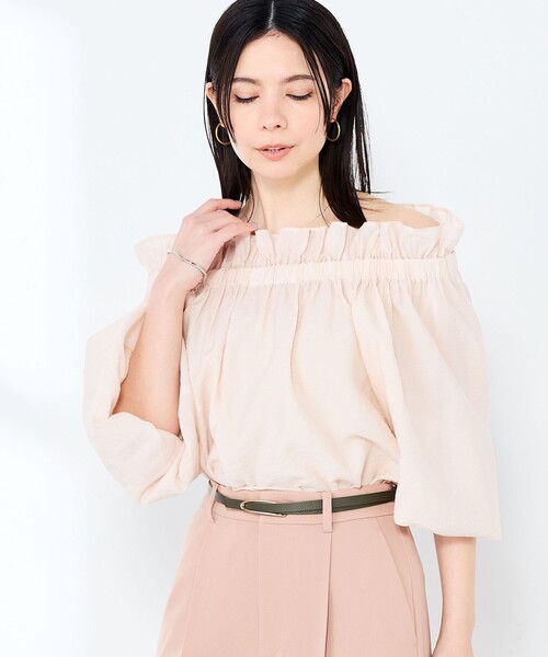 NOLLEY’S Sophi(ノーリーズソフィ)の「ウォッシャブルシアーシルクワッシャーオフショルブラウス(シャツ/ブラウス・レディース・キャメル/ブラック/ベビーピンク・38)」の14枚目の写真
