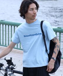 FFEIN（フェイン）の「【FFEIN（フェイン）】センタープリントロゴショート丈Tシャツ / Tシャツ クルーネック 半袖 プリント（Tシャツ/カットソー）」