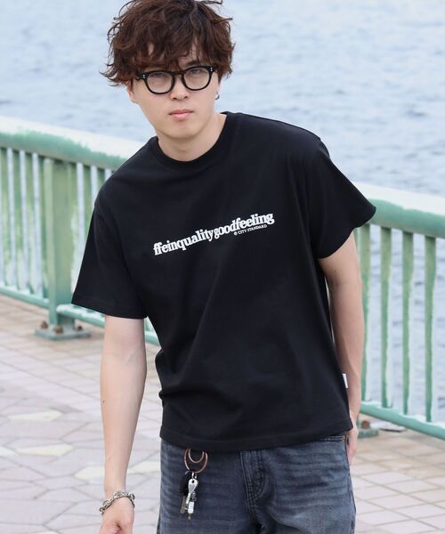 FFEIN（フェイン）の「【FFEIN（フェイン）】センタープリントロゴショート丈Tシャツ / Tシャツ クルーネック 半袖 プリント（Tシャツ/カットソー・メンズ・ブラック/ホワイト/ネイビー/アッシュグレー/ライトブルー/ブルー・X-LARGE/LARGE/MEDIUM/SMALL）」の7枚目の写真