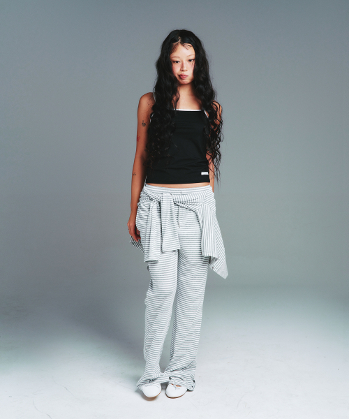 AMESWORLDWIDE(アメスワールドワイド)の「CLASSIC SQUARE SLEEVELESS BLACK(Tシャツ/カットソー・レディース・その他・FREE)」の13枚目の写真