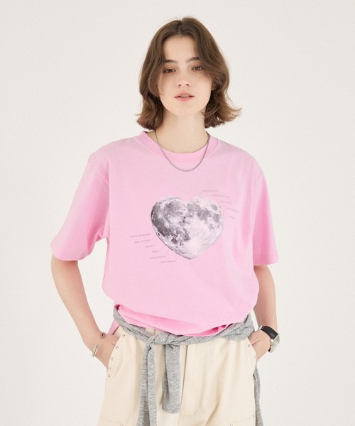 ONCILY(オンシェリー)の「26SS ASSORT GRAPHIC T-SHIRT / アソートグラフィックTシャツ(Tシャツ/カットソー・メンズ・ホワイト系その他/ネイビー/ブラック系その他/オフホワイト/ライトブルー/ブラック/ピンク/イエロー/ブラック系その他2/ホワイト系その他2/ホワイト系その他4/ホワイト系その他3/ネイビー系・LARGE/MEDIUM/SMALL)」の13枚目の写真