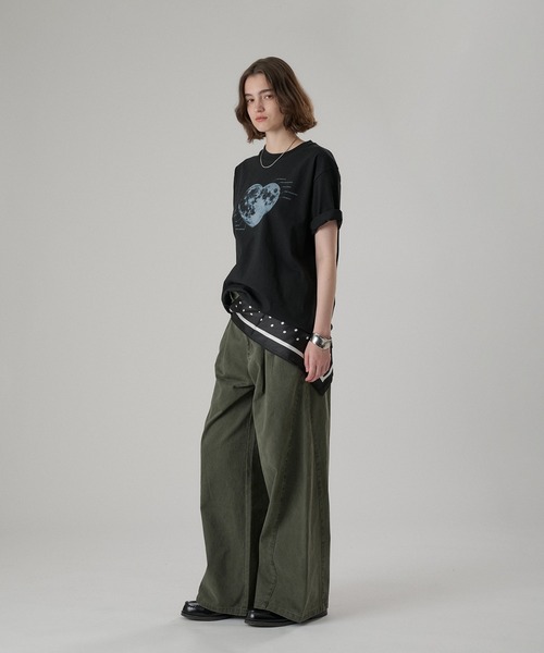 ONCILY(オンシェリー)の「26SS ASSORT GRAPHIC T-SHIRT / アソートグラフィックTシャツ(Tシャツ/カットソー・メンズ・ホワイト系その他/ネイビー/ブラック系その他/オフホワイト/ライトブルー/ブラック・LARGE/MEDIUM/SMALL)」の11枚目の写真