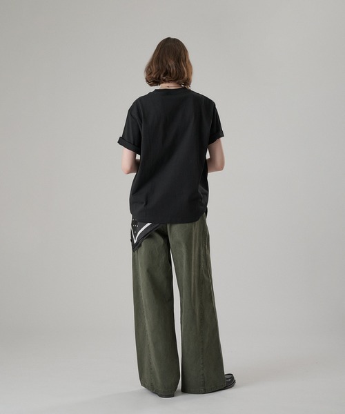 ONCILY(オンシェリー)の「26SS ASSORT GRAPHIC T-SHIRT / アソートグラフィックTシャツ(Tシャツ/カットソー・メンズ・ホワイト系その他/ネイビー/ブラック系その他/オフホワイト/ライトブルー/ブラック・LARGE/MEDIUM/SMALL)」の12枚目の写真