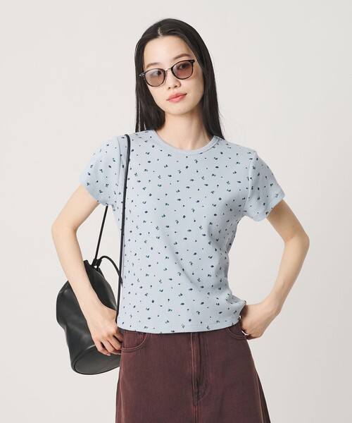 BEAUTY&YOUTH UNITED ARROWS(ビューティーアンドユースユナイテッドアローズ)の「フラワー ワッフル ショートスリーブTシャツ(Tシャツ/カットソー・レディース・オレンジ/コバルトブルー/ライトブルー・FREE)」の4枚目の写真