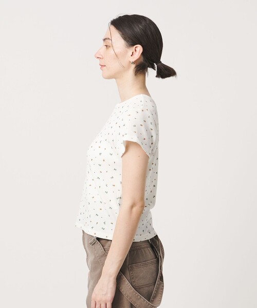 BEAUTY&YOUTH UNITED ARROWS(ビューティーアンドユースユナイテッドアローズ)の「フラワー ワッフル ショートスリーブTシャツ(Tシャツ/カットソー・レディース・オレンジ/コバルトブルー/ライトブルー・FREE)」の14枚目の写真