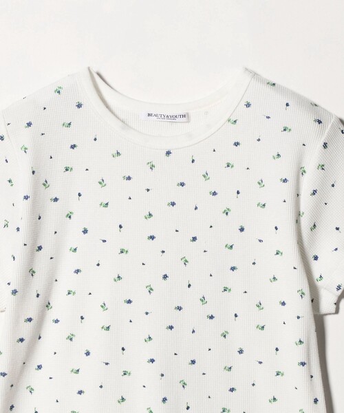 BEAUTY&YOUTH UNITED ARROWS(ビューティーアンドユースユナイテッドアローズ)の「フラワー ワッフル ショートスリーブTシャツ(Tシャツ/カットソー・レディース・オレンジ/コバルトブルー/ライトブルー・FREE)」の22枚目の写真