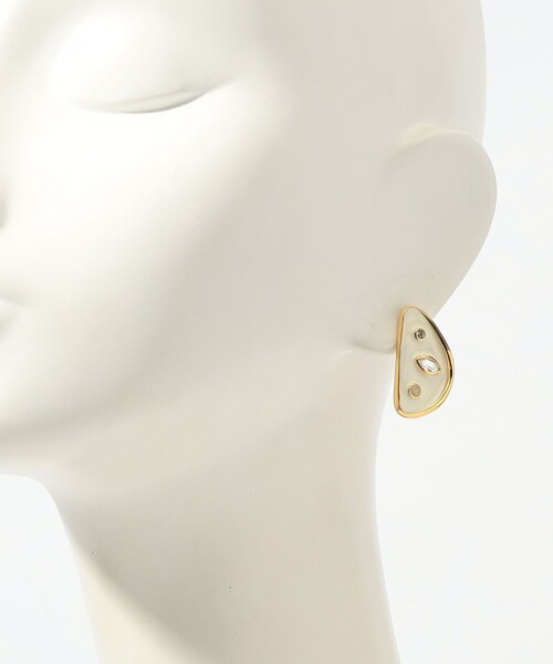 lizzie fortunato jewels(リジーフォルトゥナート)の「Lizzie Fortunato ISOLA STUD ピアス(ピアス(両耳用)・レディース・ホワイト系その他・FREE)」の5枚目の写真