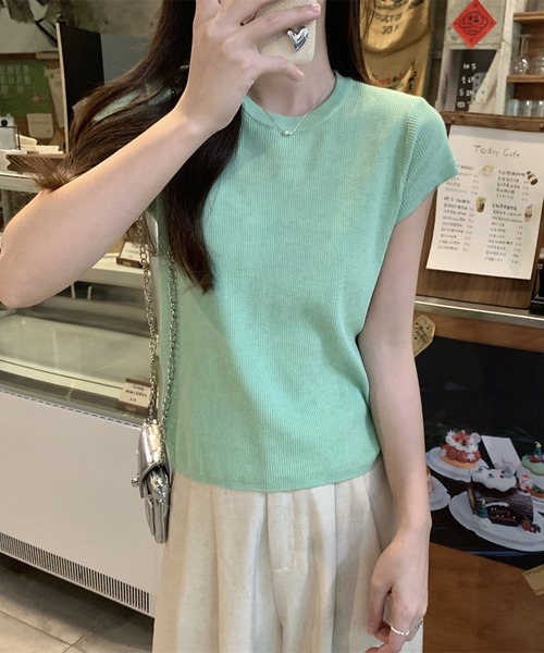 LAFFMO(ラフモ)の「クルーネックショートスリーブニット(Tシャツ/カットソー・レディース・ブルー/イエロー/パープル/グリーン・F)」の5枚目の写真