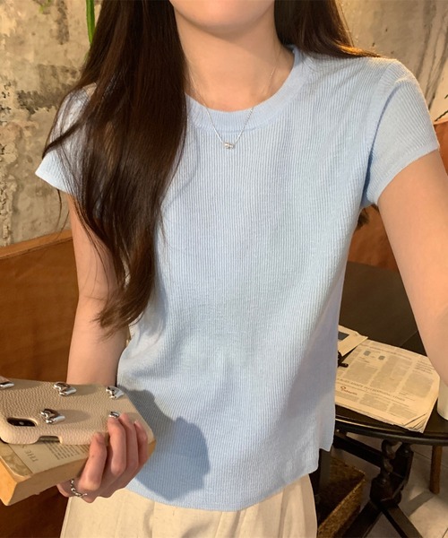 LAFFMO(ラフモ)の「クルーネックショートスリーブニット(Tシャツ/カットソー・レディース・ブルー/イエロー/パープル/グリーン・F)」の7枚目の写真