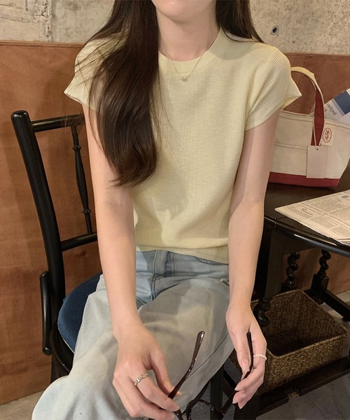LAFFMO(ラフモ)の「クルーネックショートスリーブニット(Tシャツ/カットソー・レディース・ブルー/イエロー/パープル/グリーン・F)」の17枚目の写真