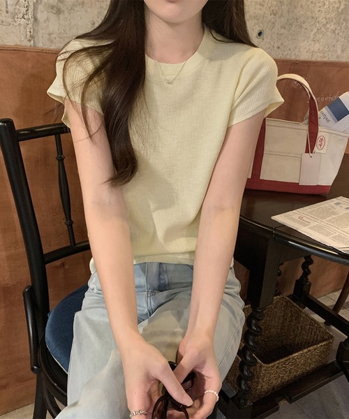 LAFFMO(ラフモ)の「クルーネックショートスリーブニット(Tシャツ/カットソー・レディース・ブルー/イエロー/パープル/グリーン・F)」の19枚目の写真